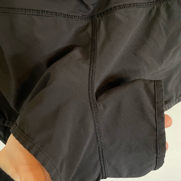 Lululemon Speed Up Low-Rise Lined Short 2.5" - Picture 5 of 7